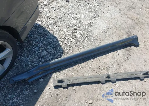 2011 Toyota Camry Se z USA, uszkodzony, nr VIN 4T1BF3EK0BU662087